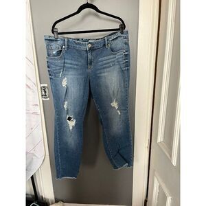 Torrid size 20 Jeans distressed raw hem